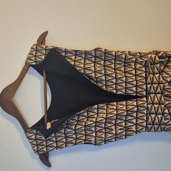 NWT Anthropologie Hutch Amina Geometic Pattern Black Gold Sleeveless Lined - Picture 4 of 10